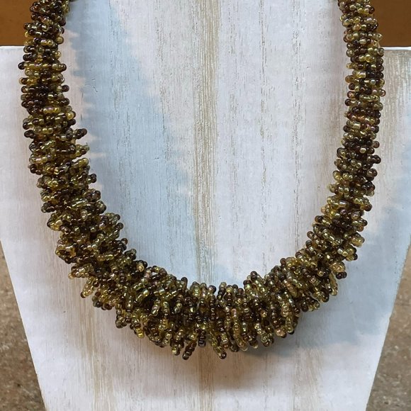 ARTISAN Hand Made Beaded Cluster Thick Choker Style Necklace Collar Piece BEAUTI - Picture 7 of 7